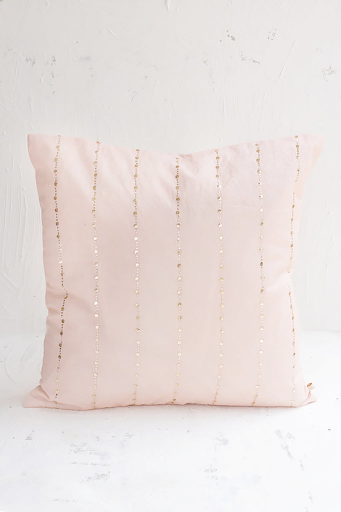 Nishaat Cushion Cover Rose