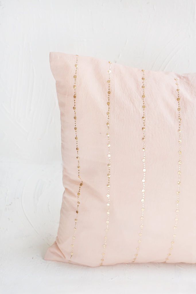 Nishaat Cushion Cover Rose