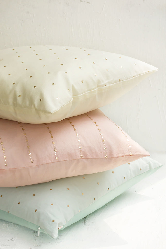 Nishaat Cushion Cover Rose